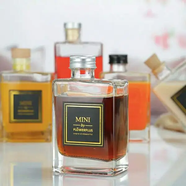 Factory Produced Premium Liquor/Milk Tea Glass Bottle