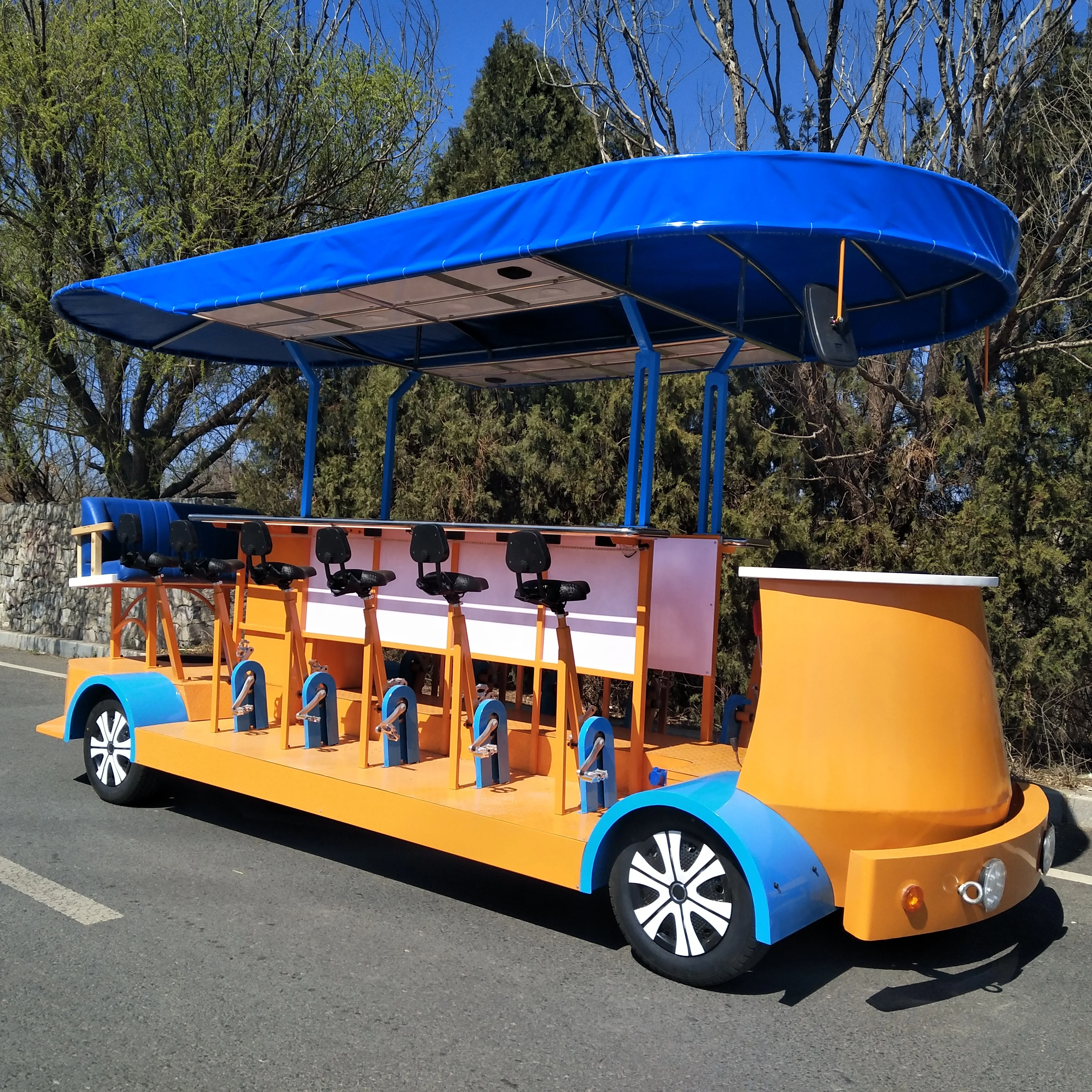 CE DOT Approved Customized Beer Bike Sightseeing Car and Party Cart for Sightseeing Bus & Car