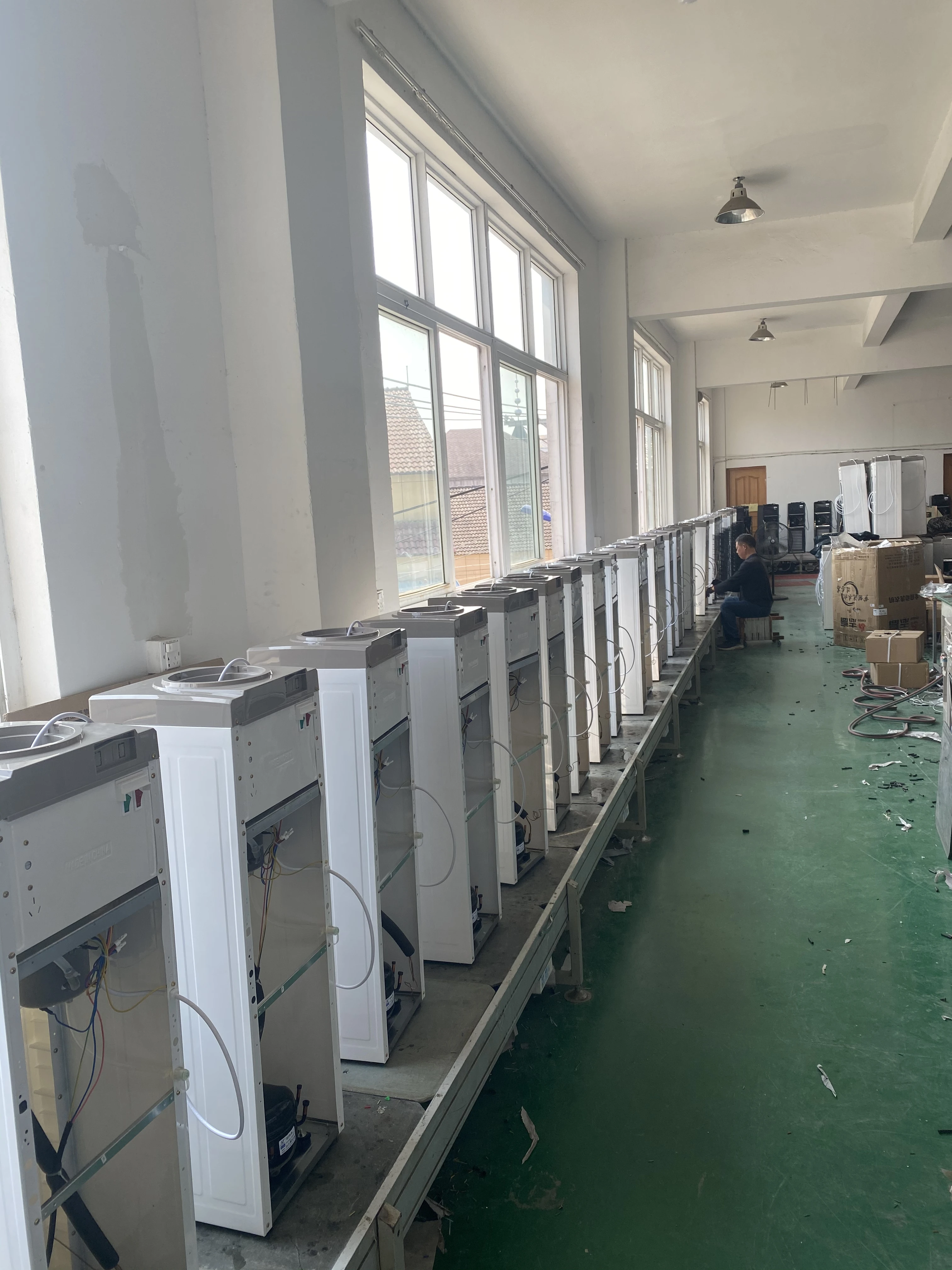 Hot sale PP Material  5 gallons bottle standing water dispenser