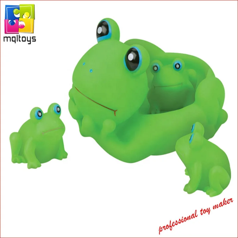 Eco-friendly floating yellow duck with 3pcs small yellow duck