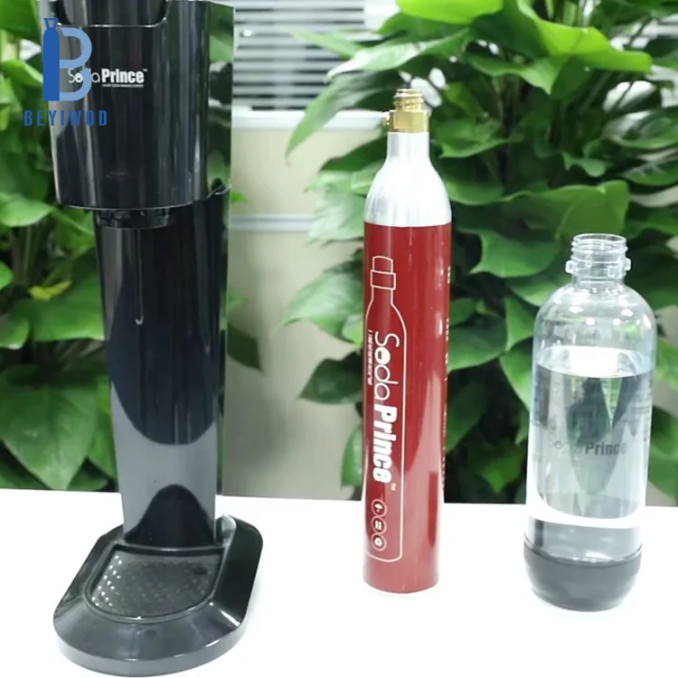New portable soda water capacity 60L 0.6L co2 gas bottle aluminum 425g/450g co2 cylinder for beverage use