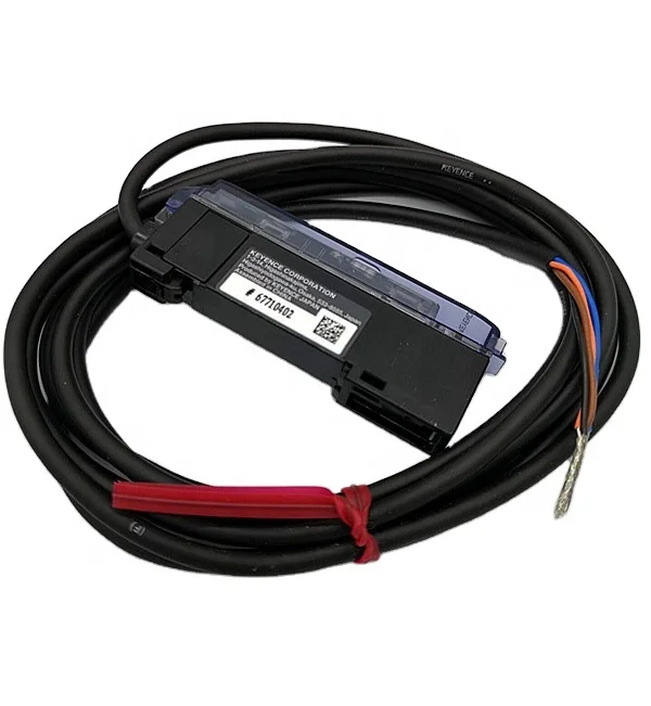 KEYENCE ES-M1P  Separate Amplifier Proximity Sensor     New original