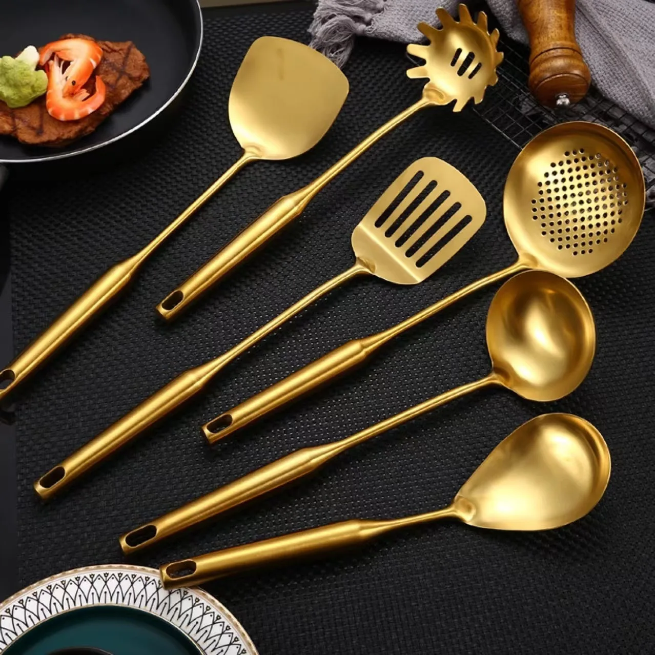 Latest Design 5 to 12 Pcs Wood and Gold Color Best Gadgets Home Cooking Tools Wholesale Kitchen Utensil Set