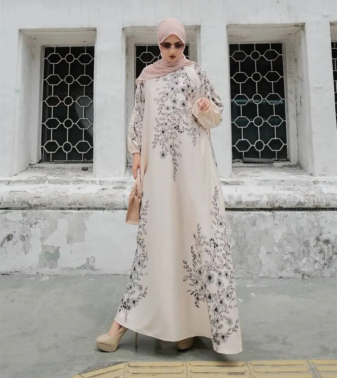 Luxury Dubai Tutkish Black Traditional Jibab Arab Silk Muslim Moroccan Kaftan Muslim Abaya For Women Daily Life