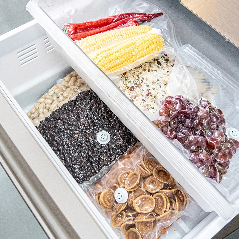 Wholesale Vacuum Zipper Bag with Air Valve For Food  Transparent Seal Vacuum Storage Bag