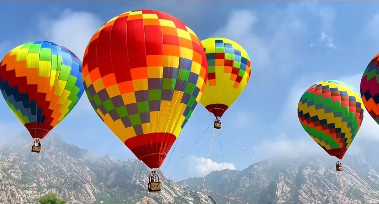 Factory-Inspected PVC Hot Air Balloon Giant Inflatable Model for Advertising & Promotion Video Phone Support