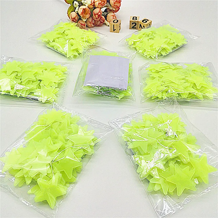 100 Pcs Pack Plastic Glow in Dark Fluorescent 3 cm Luminous Stars Wall Sticker Decal for Kid