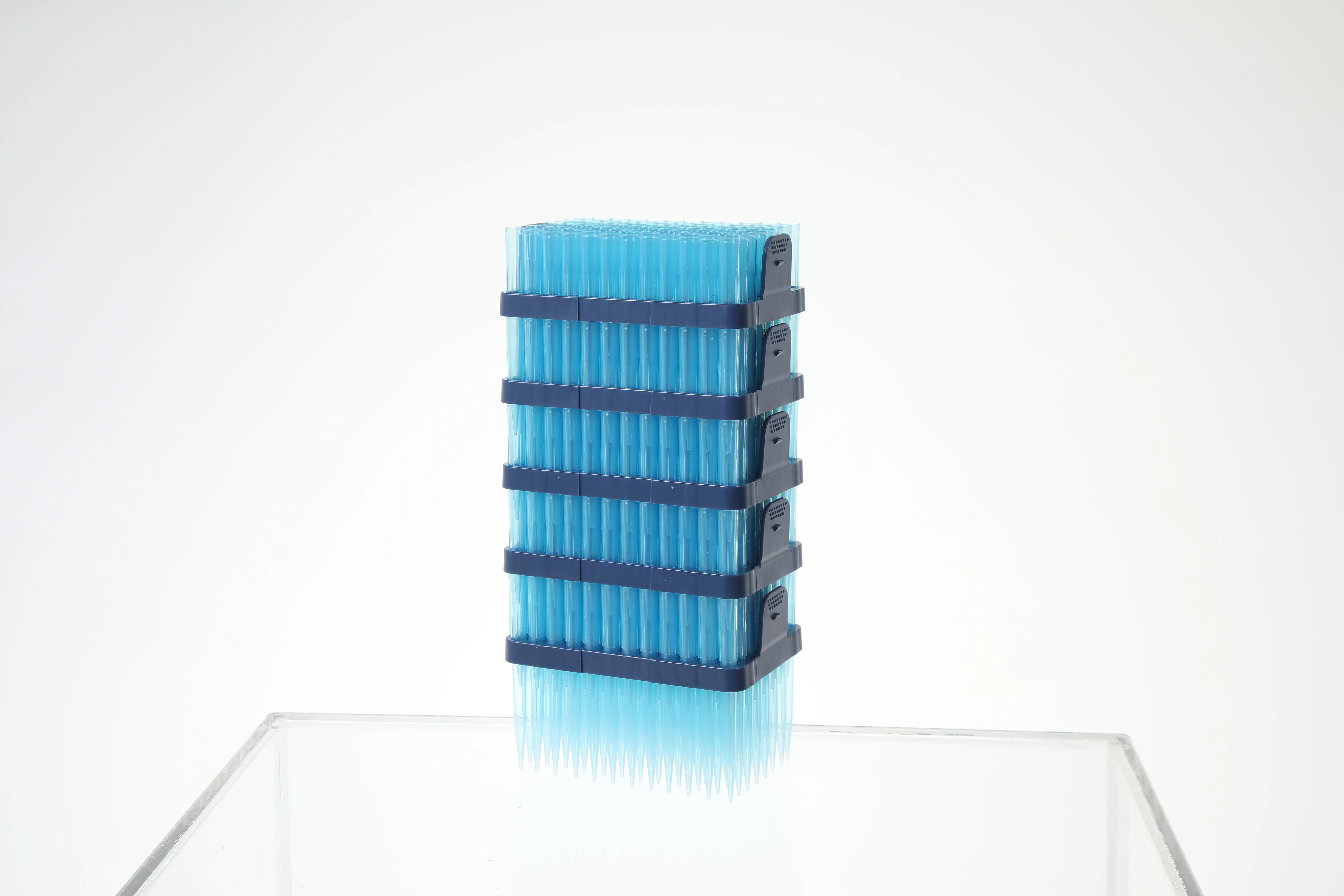 Universal 1000ul Low Retention Sterile Stack Pipette Tips Manufacturing