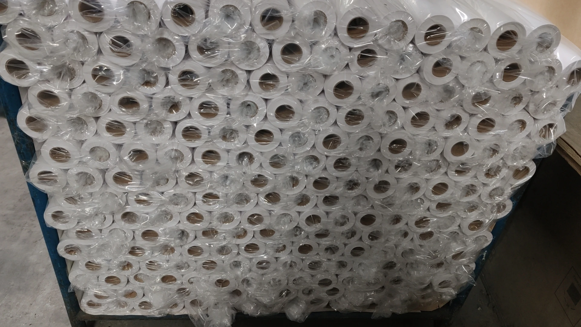 Best selling 50g-230g Tracing Paper Sulfuric Acid Paper Translucent Paper for Packing, Drawing and  Sketching.