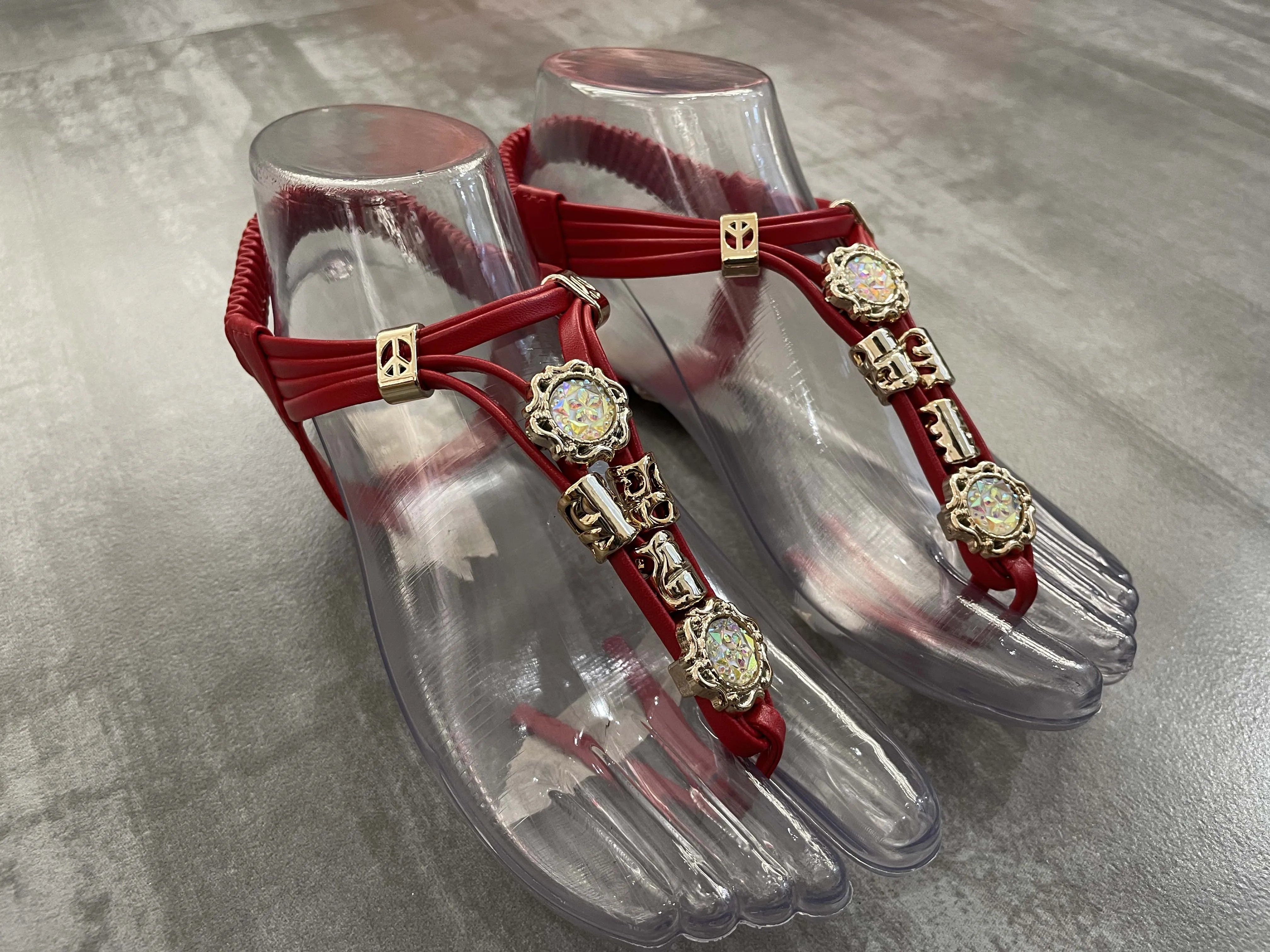 Прямая продажа с завода, женские сандалии из искусственной кожи, декоративный верх