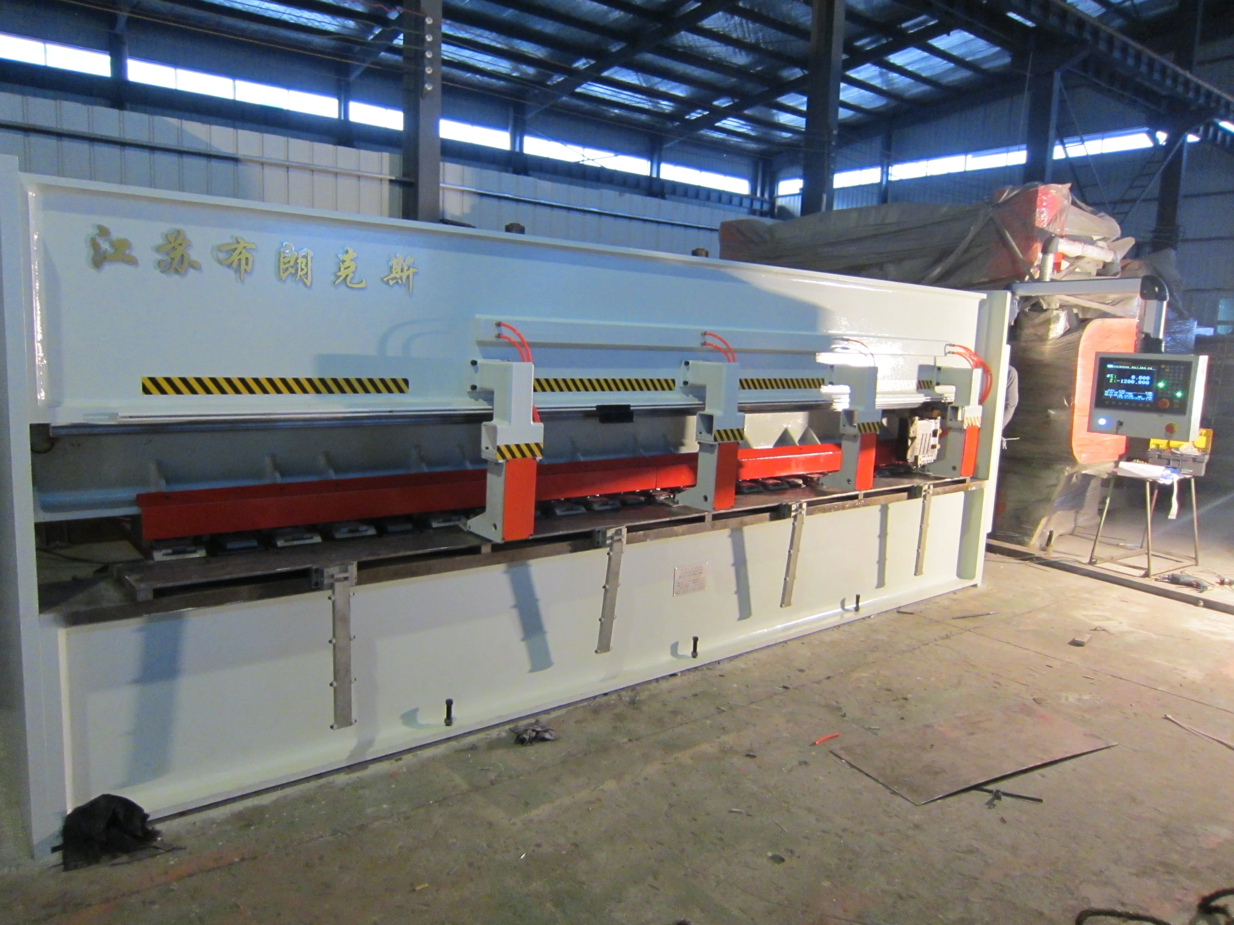 
Sheet Metal v-grooving machine 