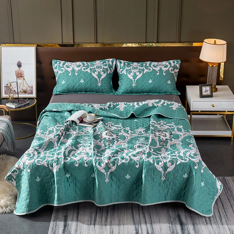 Hot Sale Floral Design Luxury Polyester Fabric Patchwork Bedding Kantha Quilts