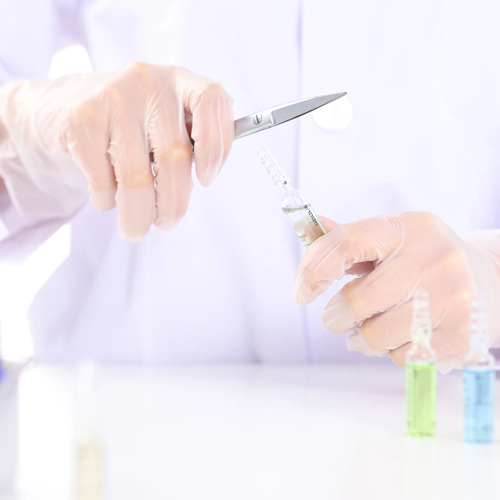 Hot-selling Oilproof Waterproof Touch Screen Blue Safety Vinyl Medical Gloves Disposable Powder Free