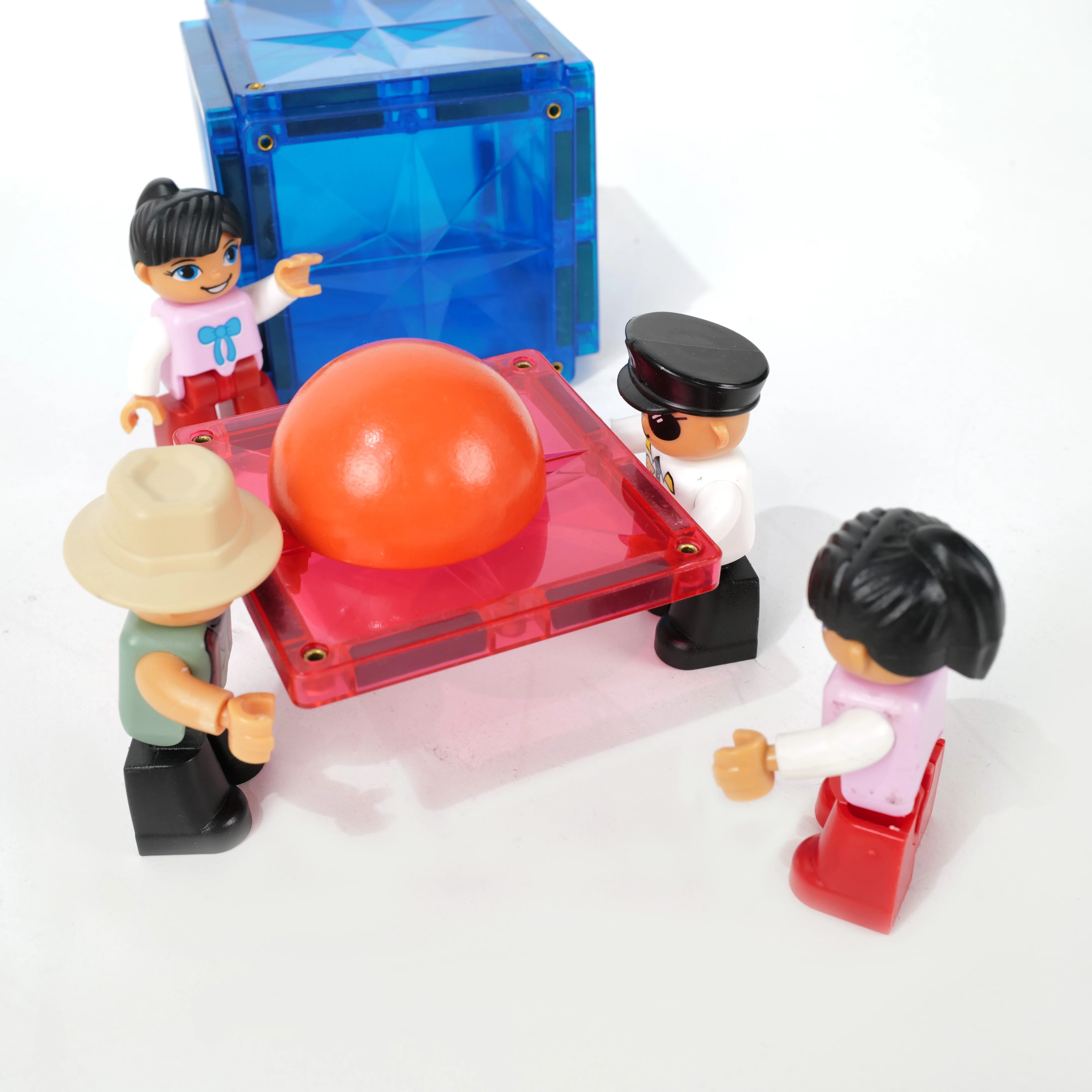 Mntl magnetic blocks educational toys steam magnetic tile kid build block 4pcs little people figures for children