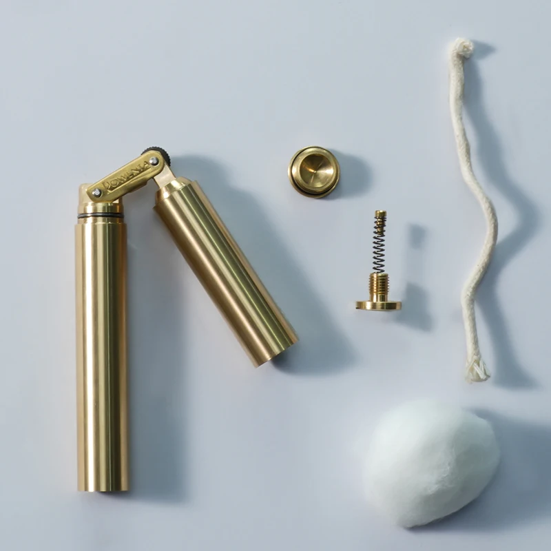 Vintage Trench Lighter, Creative Windproof Brass Lighter, Cool Wheel Kerosene Oil Lighter