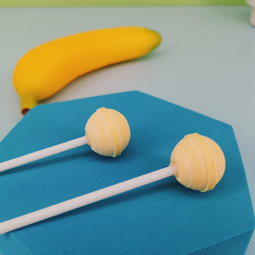 Banana flavor lollipops swirls lollipop mix mixed fruit flavor round lollipops