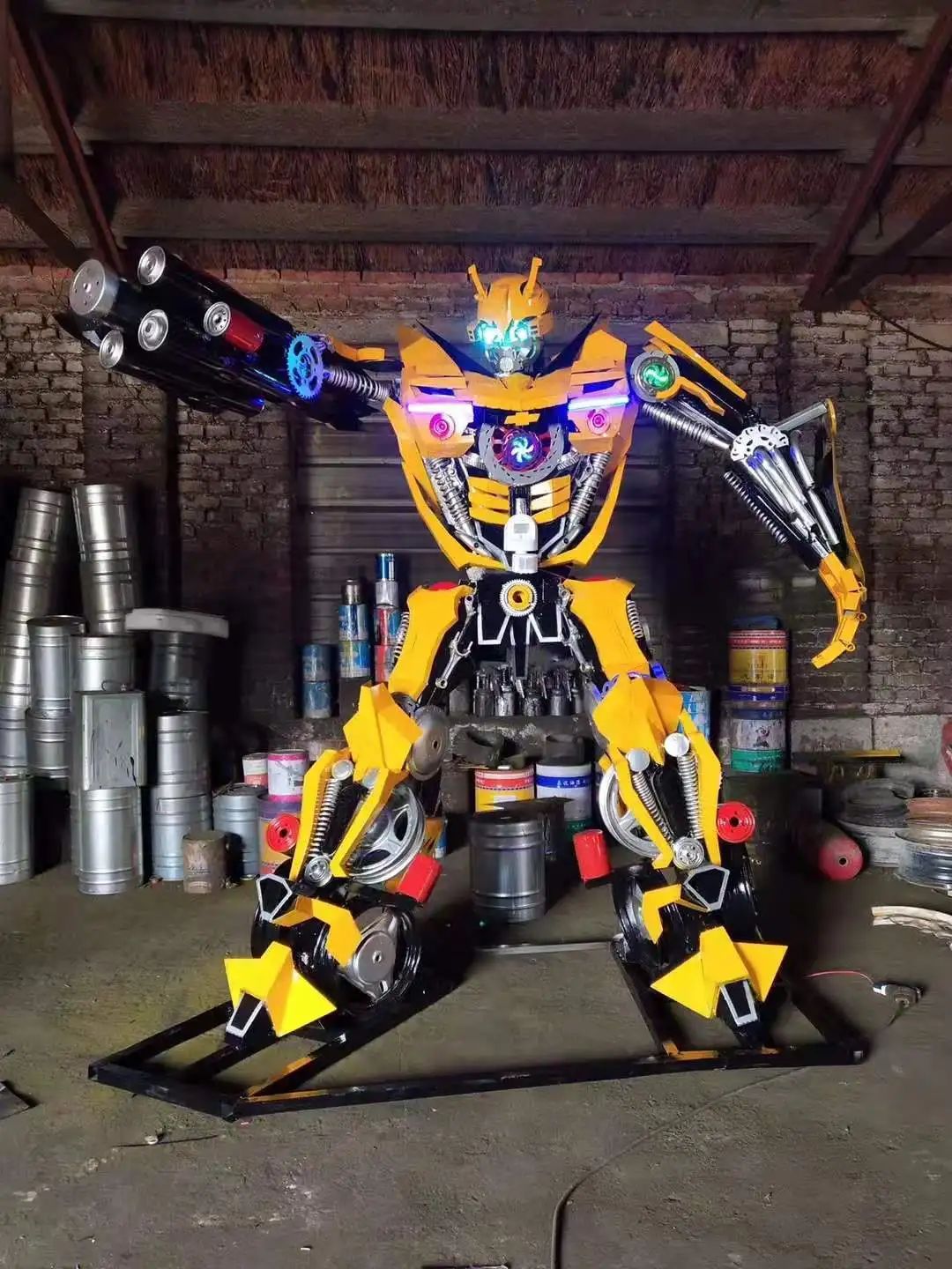 Hot Sale Customize Huge Yellow Robot Sculpture Factory Made Iron Metal Craft 2.5M/3M Size for Outdoor/Indoor VR Shop Decoration