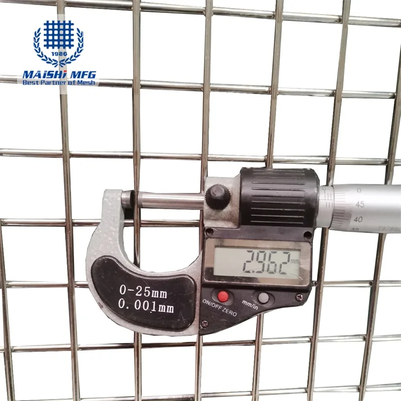 1/2 сетка, 2 оцинкованные сварные сетки