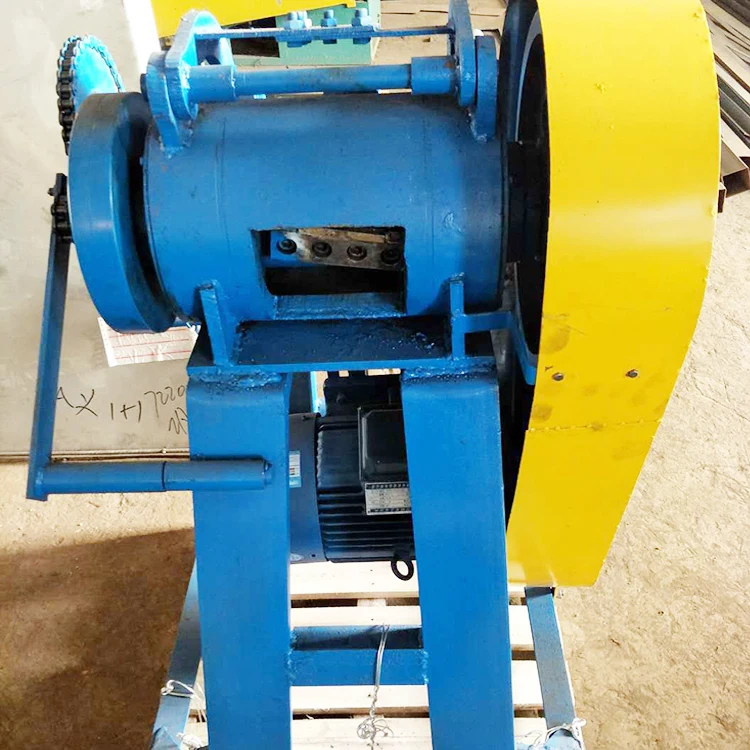 Low Price High Quality Waste Tyre Rubber Shredder Machine