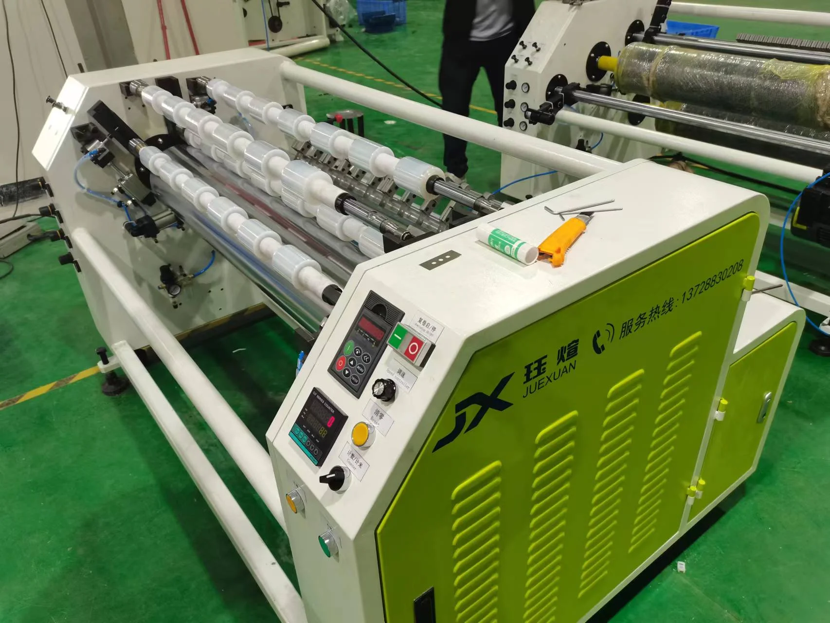 JX-1000 Stretch Film PE Film Slitting and Rewinding Machine
