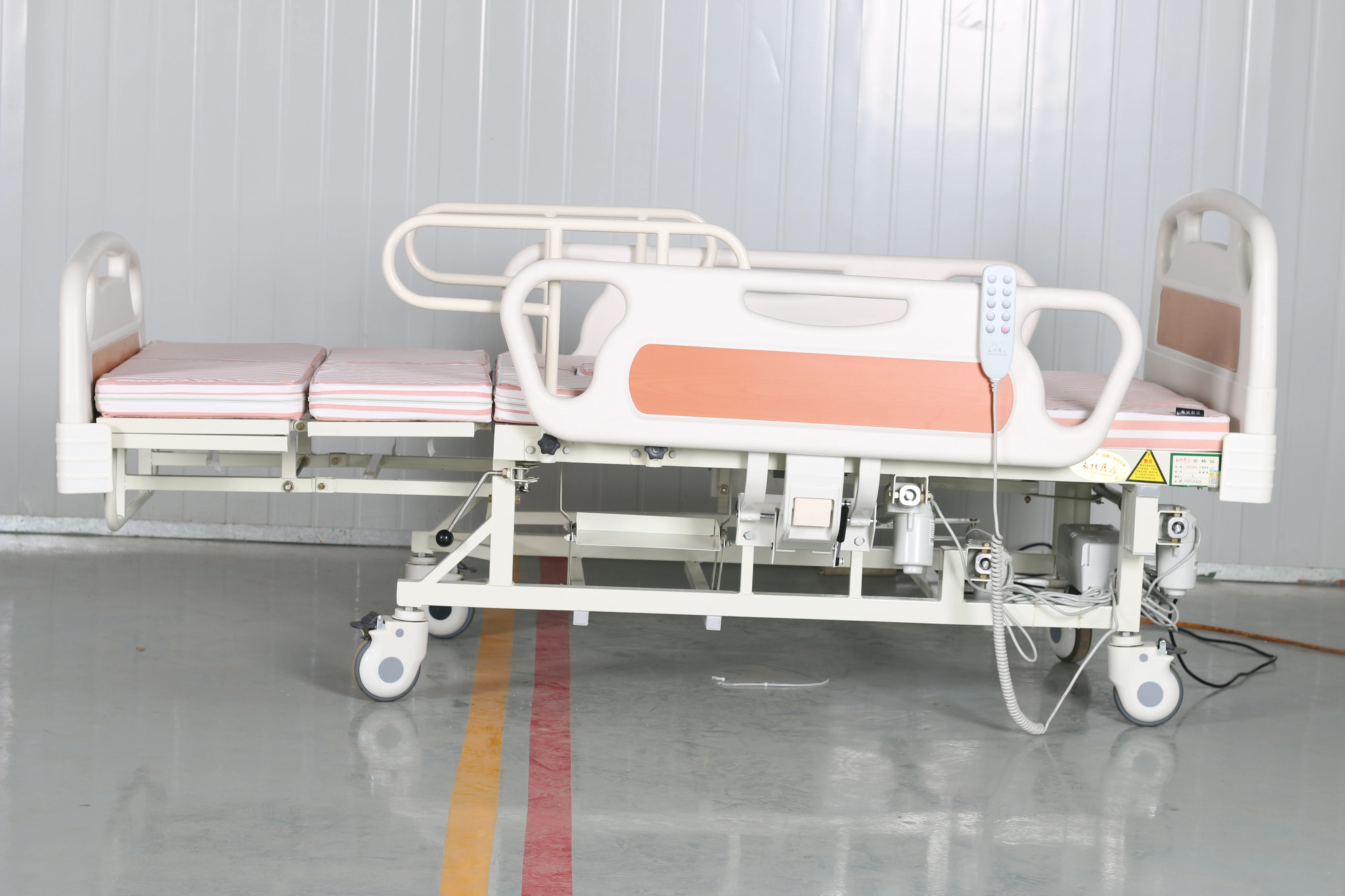 wholesale C05 Full Curved Leg Manual electric dual-use patient elderly home care Nursing Bed