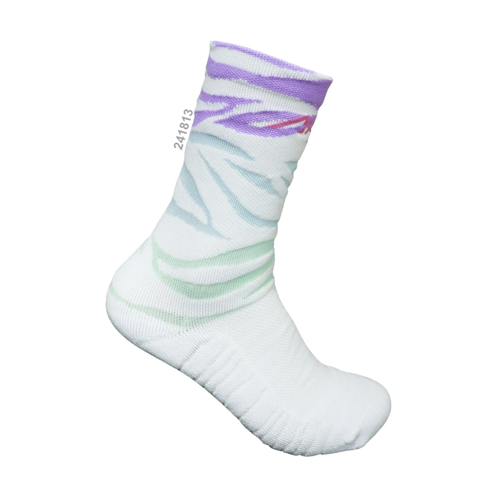 Akilex oem odm Customized Football Anti slip Pair Grip Distribution Sports Cotton Football Socks Anti slip Unisex Sports Socks