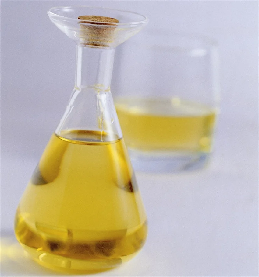 Tall oleic acid factory 99% content metal processing liquid paper industrial grade Tall oil fatty acids