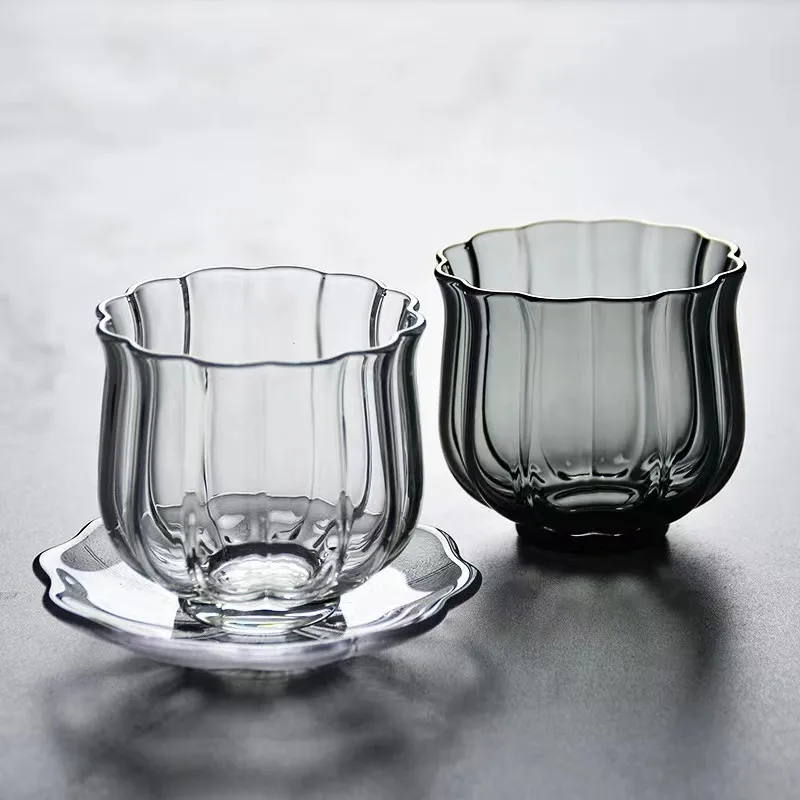 4.5oz Clear Colored Japanese Style Ribbed Lotus Petal Shaped Borosilicate Glass Tea Coffee Espresso Cup For Halloween Christmas