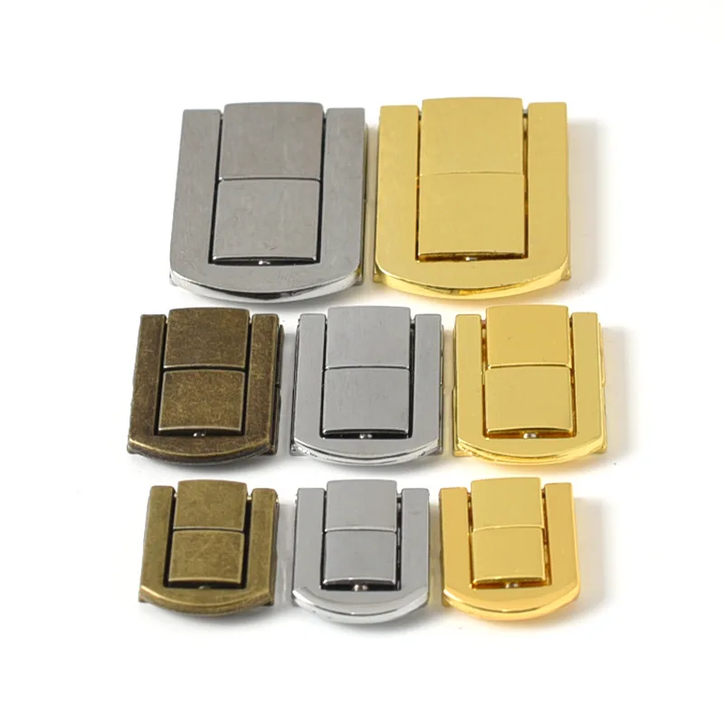 Luggage Large Medium and Small Japanese Character Locks Gift Box Taiping Buckle Box Buckle Yuanbao Buckle with Various Styles