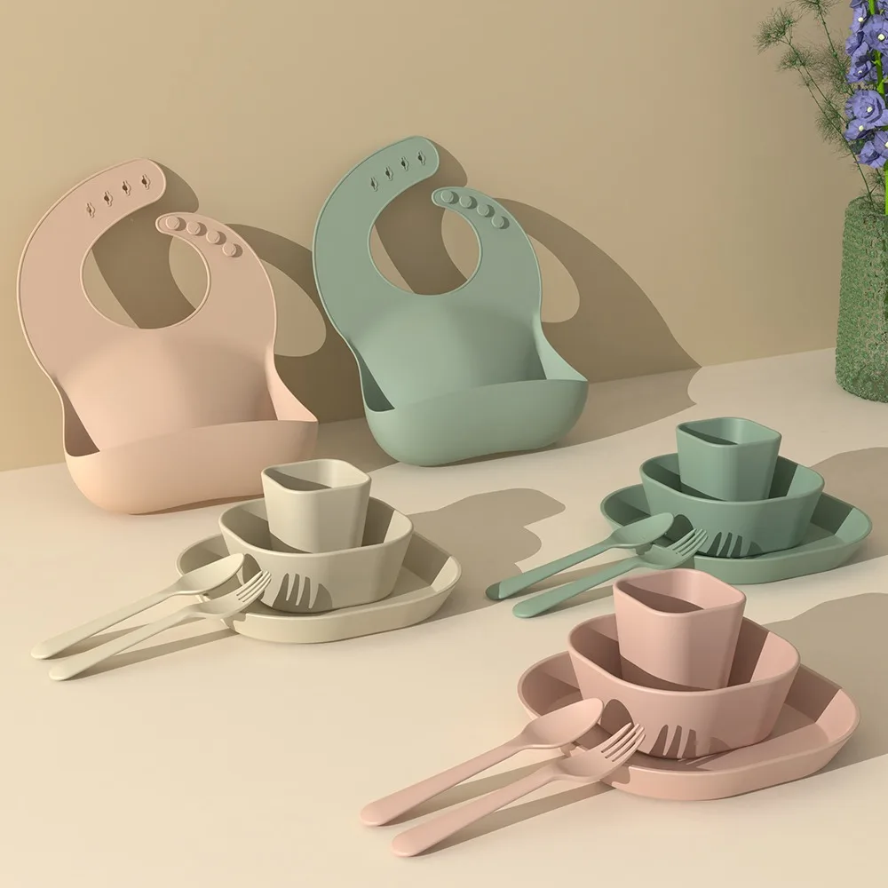 Wholesale BPA Free Eco-friendly Colorful Tableware Kids Dining Baby Feeding Bib Food Grade Plastic PP  Plate Bowl Cup Set
