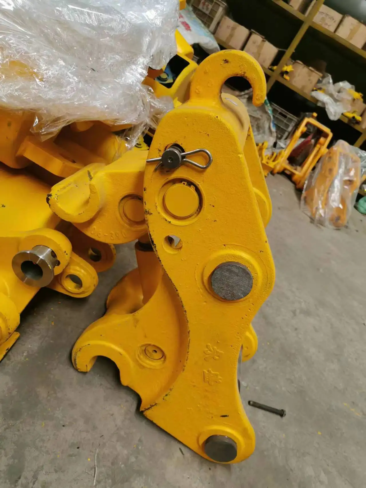 Hot Sale  Excavator Attachment Excavator Quick Coupler Construction Machinery Parts Brand New