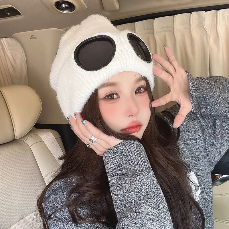 Wholesale Price Winter Velvet Thickened and Fleecy Ski Beanie Hat with Glasses Windproof Knitted Hat Unisex Pilot Pullover Hat