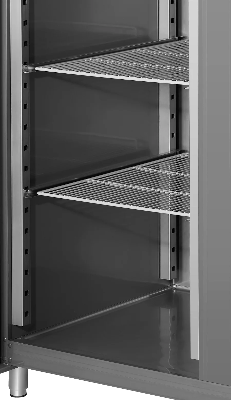 Upright Biggest Capacity  Freezer Single Door 740mm