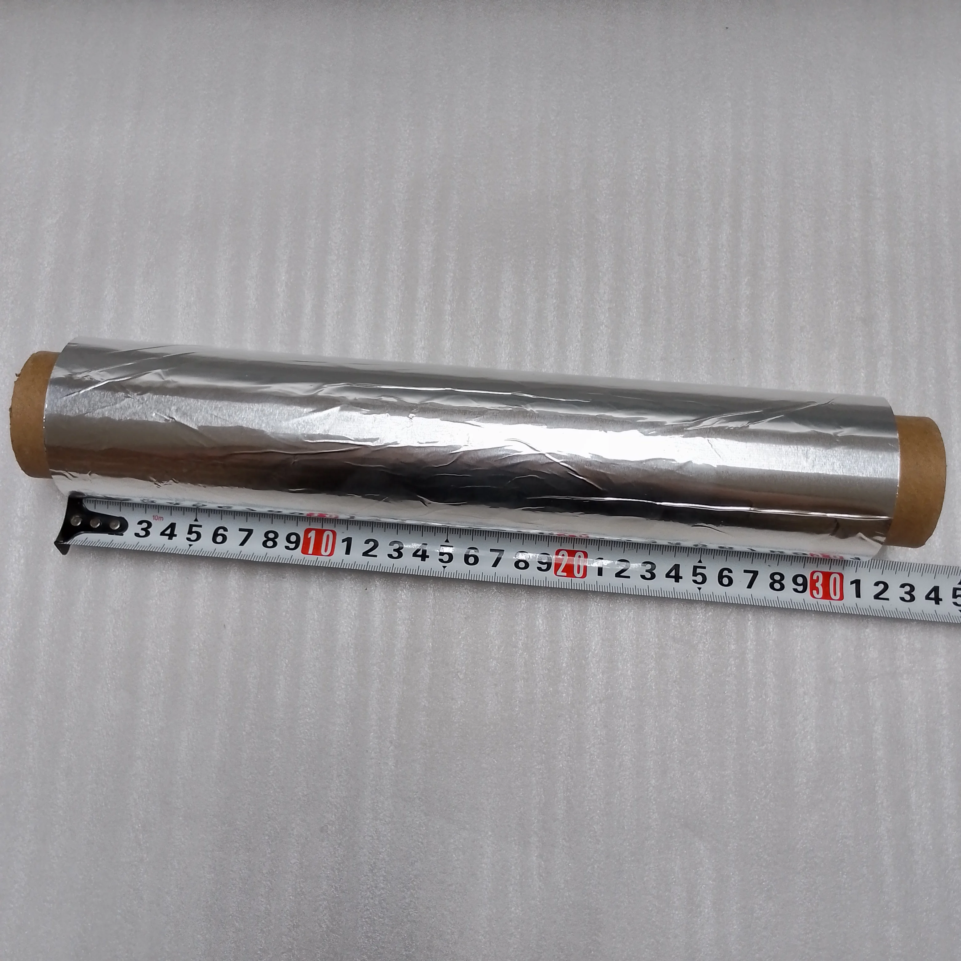4 rolls/carton standard 14mic*30cm*100m ALuminum foil rolls for household