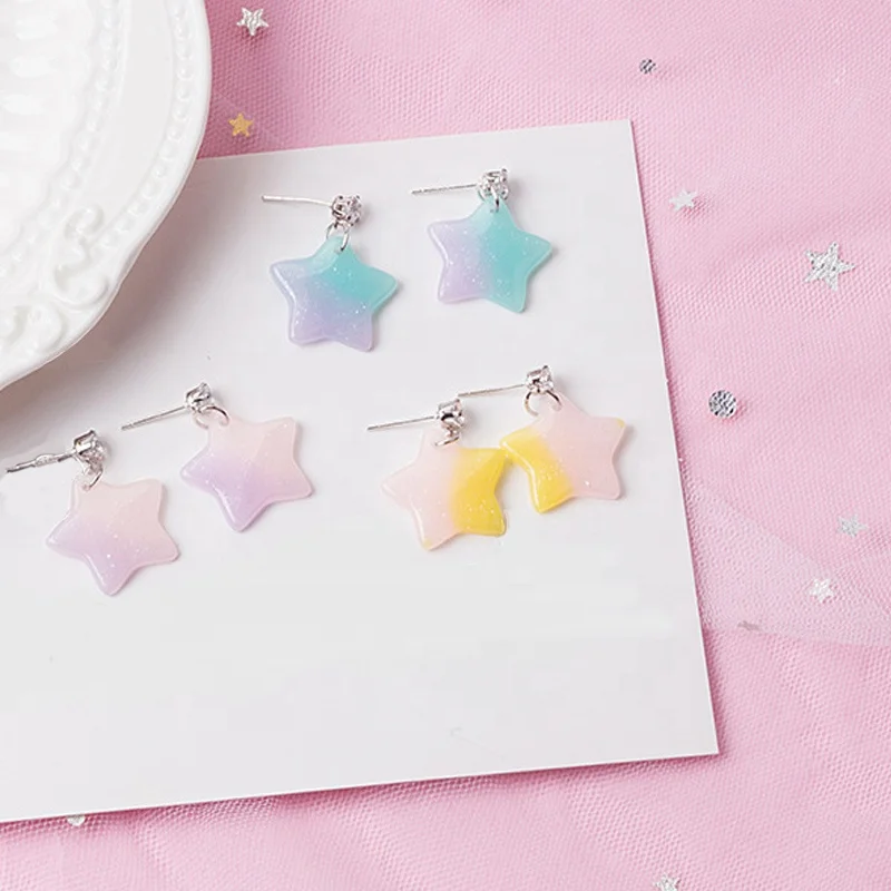
Fashion Cute Small Pure Fresh Candy Color Gradient Stars Heart Shaped Resin Pendant Earrings Women Girls Wear Jewelry Every Day 