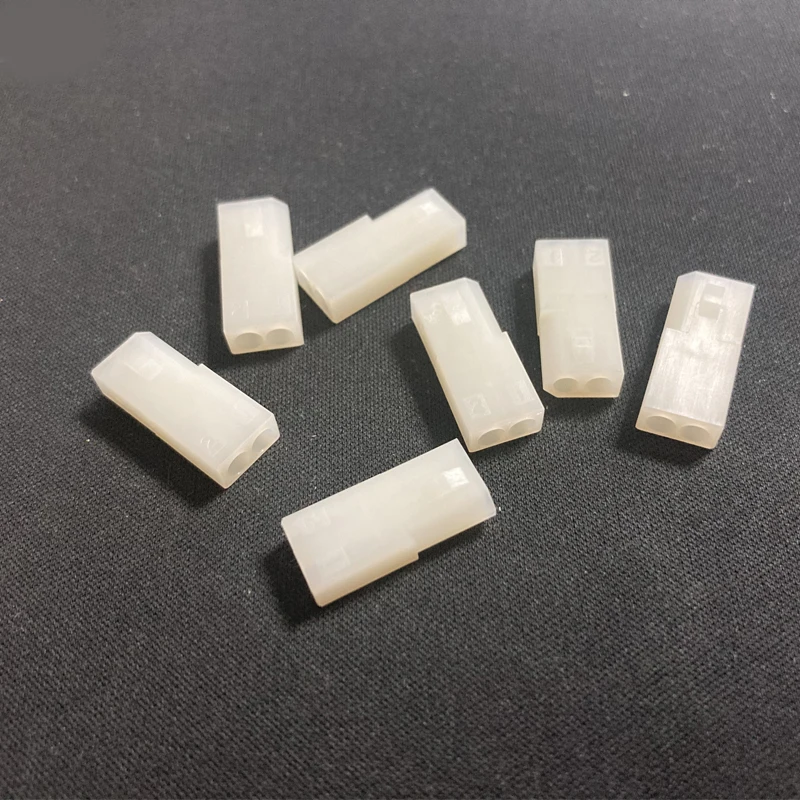 TE TYCO AMP 1376388-1 Automotive   connector   in stock