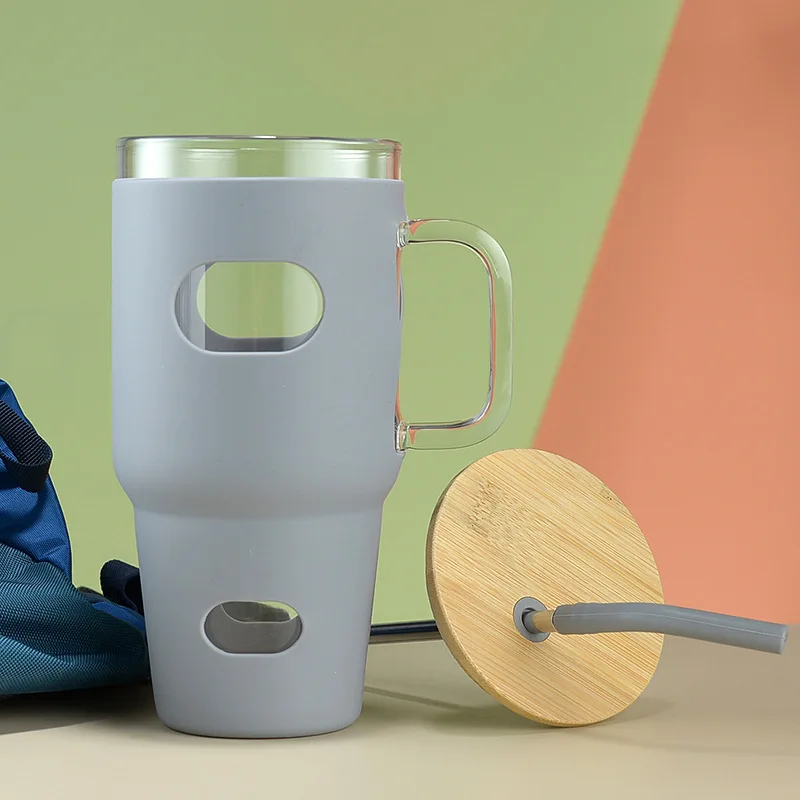 Wholesale 32oz Glass Tumbler with Bamboo Lid Silicone Cover Straw Custom BPA-Free for Coffee Beer Wood Material Mugs Accessories
