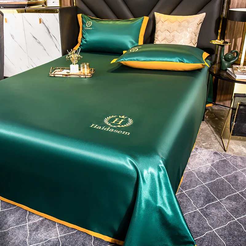 Dark Green Solid Color Ice Silk Lace Summer Embroidery Washable Bed Spreadsheet 3PCS Set