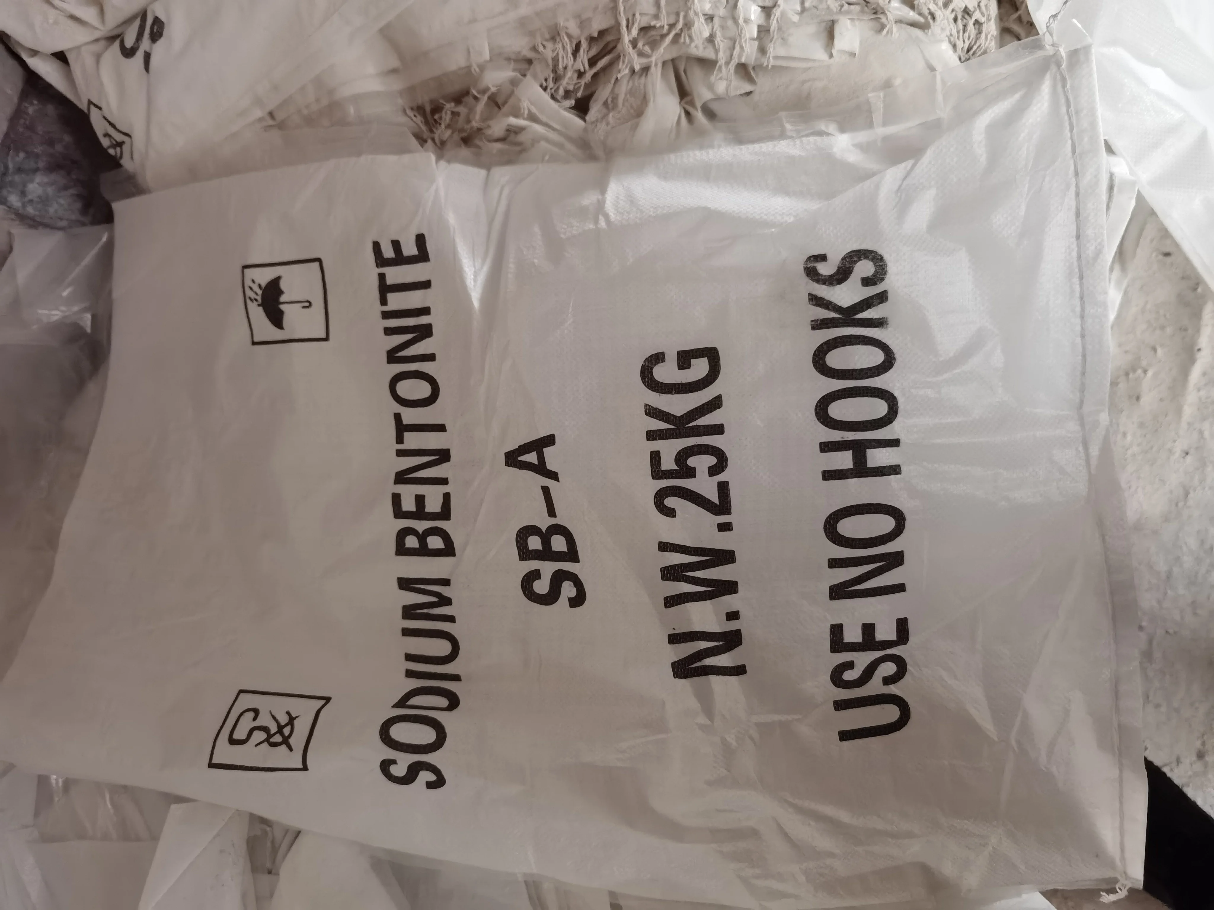 bentonite clay for facials