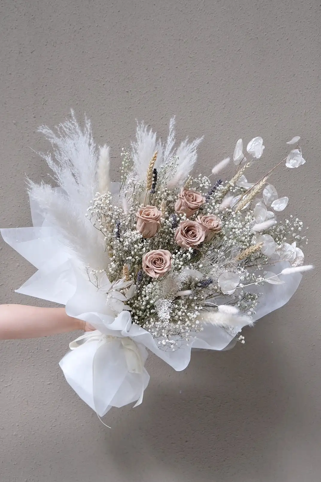 Sumflora factory wholesale  beautiful real dried flowers  bouquet with wedding gift