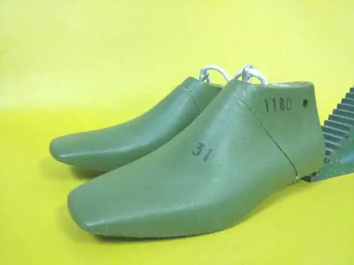 Пластиковые Туфли на каблуке 1,5 см с квадратным носком для девочек