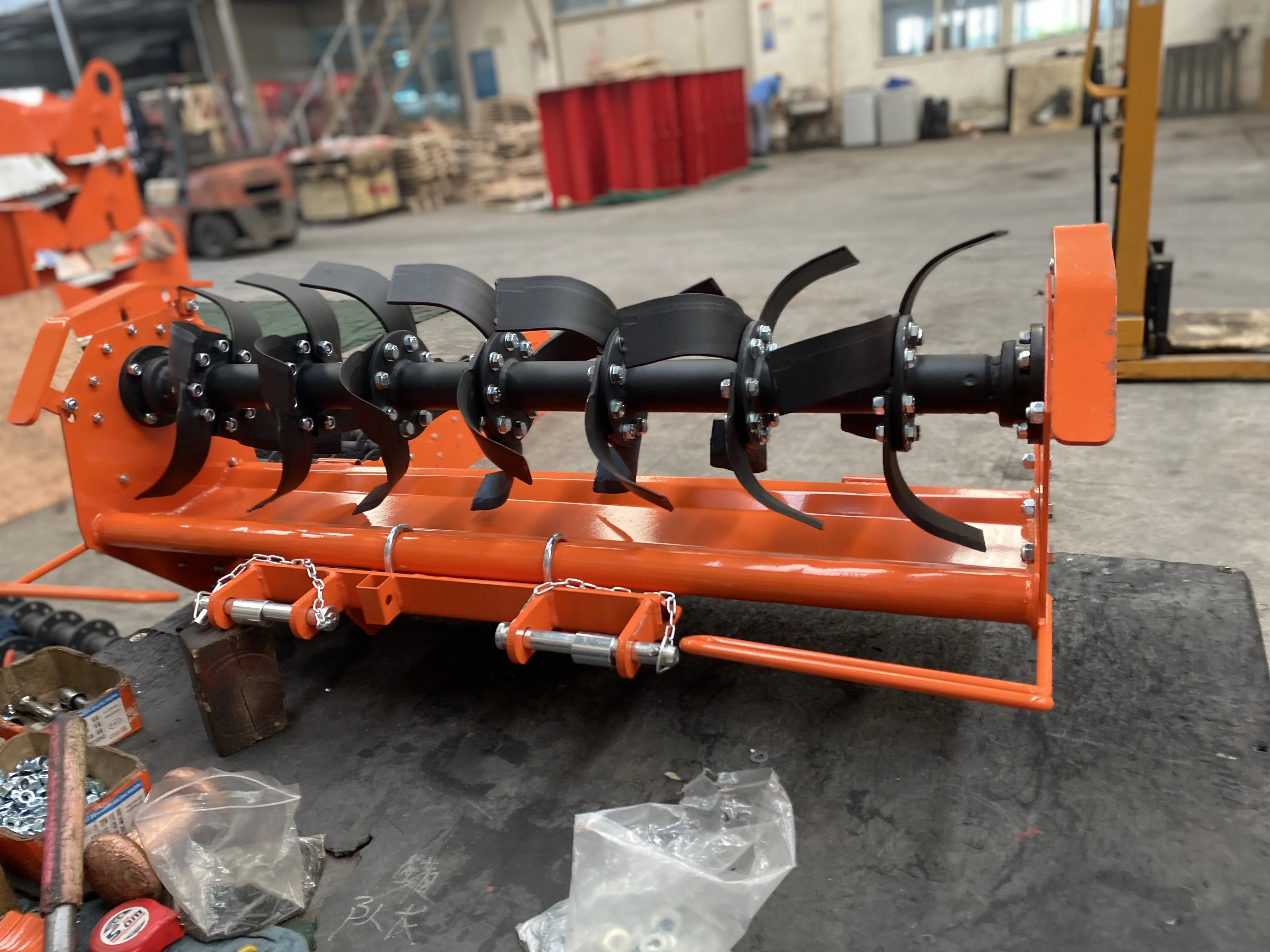 Сельское хозяйство реализует 3-точечный linkge тракторный ротационный культиватор трактор PTO с одобренным CE