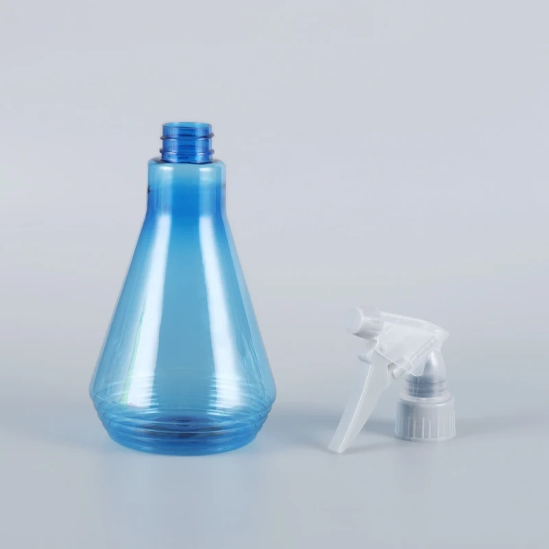 Blow Molding Hand Pressure 500ml Watering Pot Gardening Spray Plastic Bottle Refillable Container Sprinkling Spray Bottle