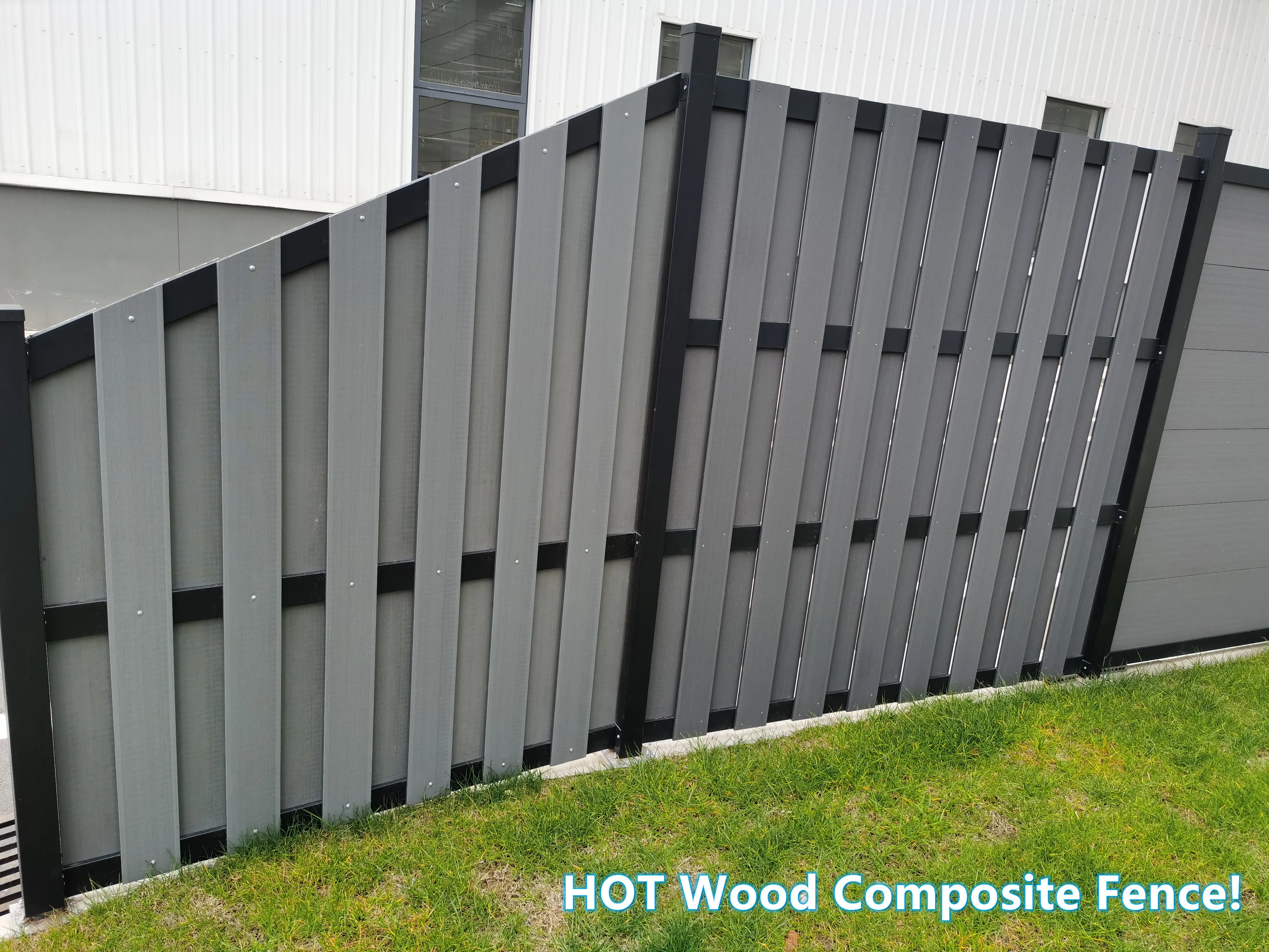 Hot seller eco friendly  backyard outdoor fencing  composite wpc fence boards