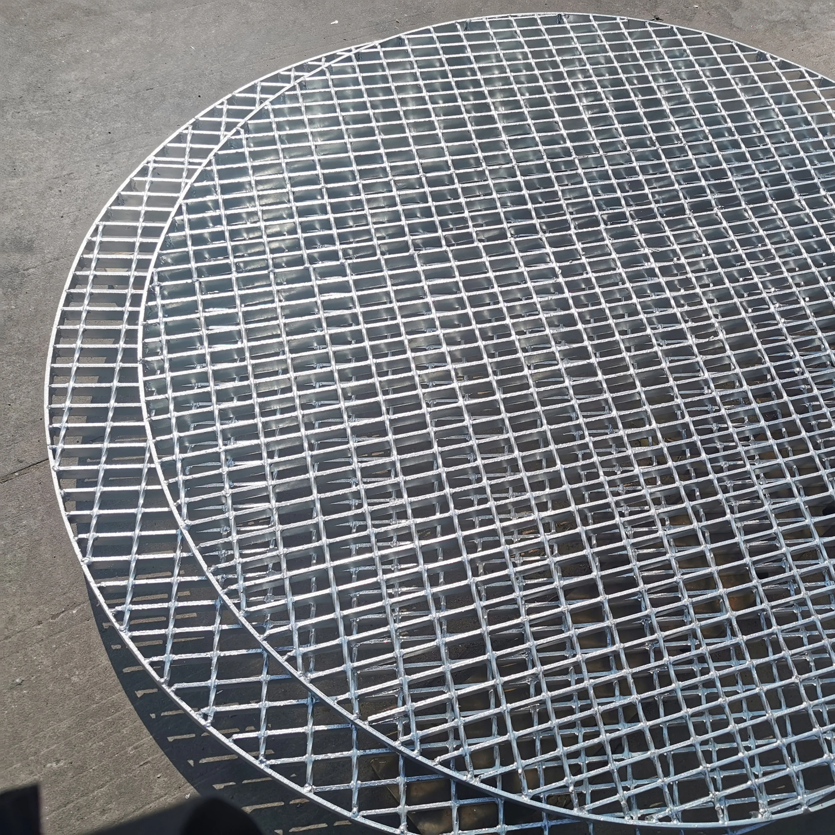 Galvanized Light Duty Carbon Steel Grating for Industrial Stairs Best Steel Grating