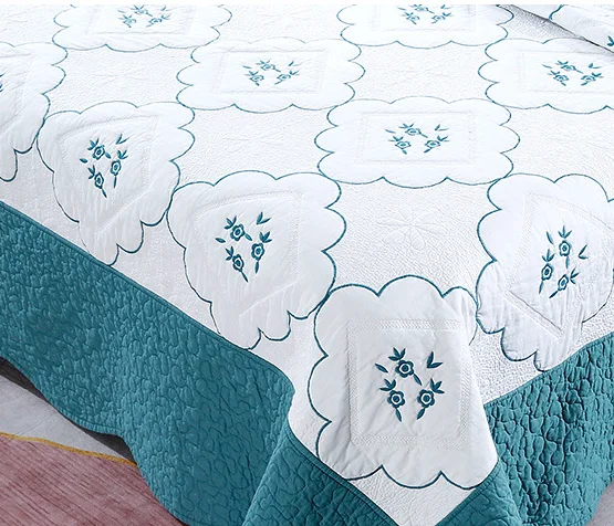 Manufacturers wholesale cotton Cool quilt  bedspread three piece sets quilting embroidered air conditioning quilt