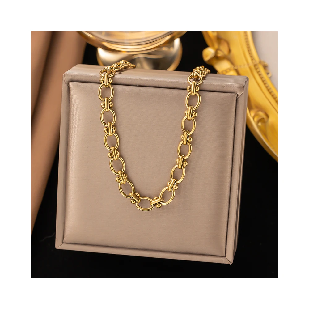 Cross border hot selling internet celebrity fashion personality niche versatile necklace bracelet set accessories for women
