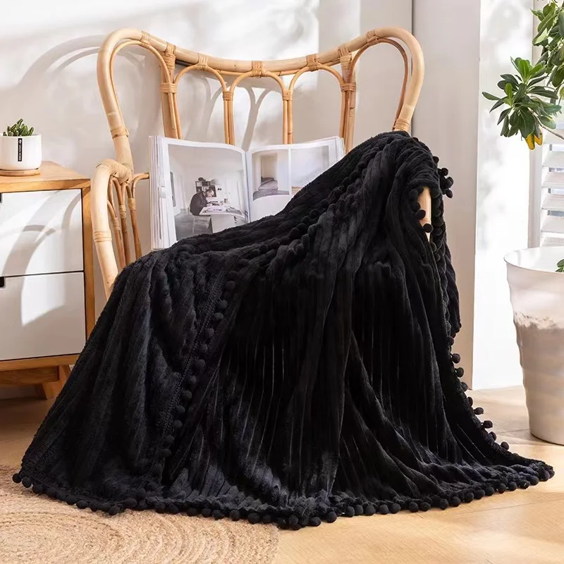 Super-soft  Warm Plush Microfiber Luxury Solid Color Custom Size Lightweight Cozy Couch Bed Throw Blanket