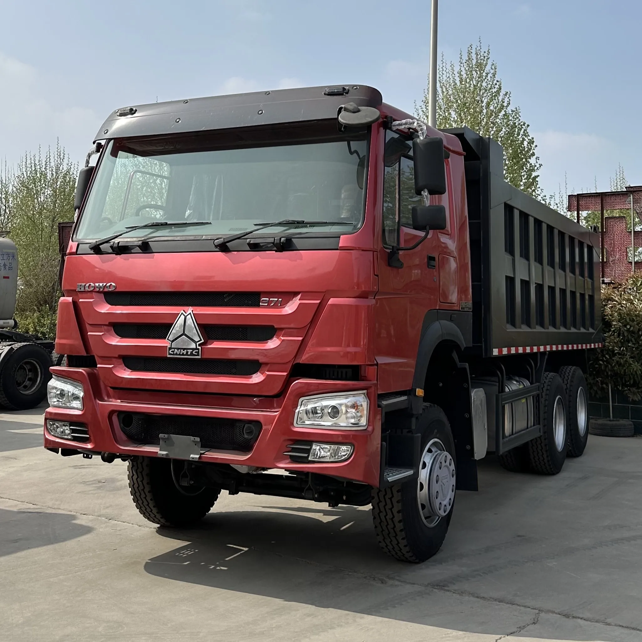 New 6x4 Diesel Tractor Truck with 450HP Left Steering Euro 3 Emission Standard Manual Transmission Weichai Engine