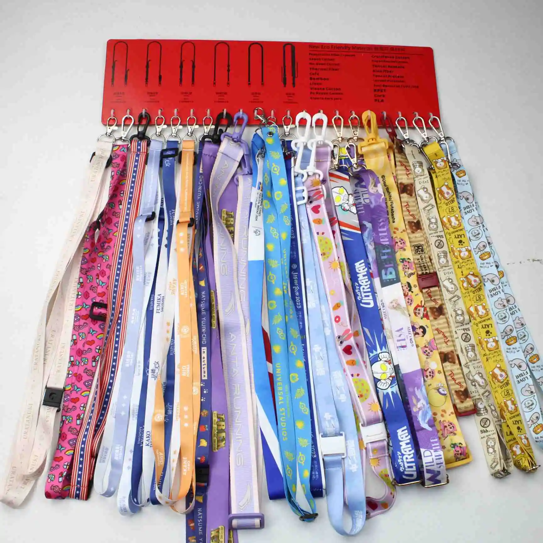 Controlled Remote Centralized RF Name Tag, Water Bottle Acrylic Custom Logo Keychain Designer Flashing Light Up LED Lanyards/